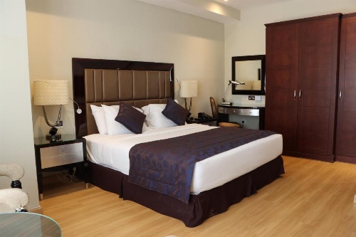 Strato Hotel by Warwick image 13