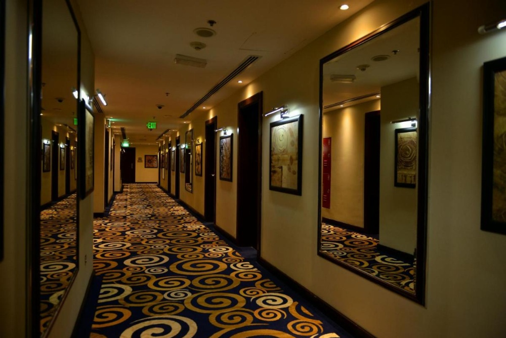 Strato Hotel by Warwick Image 27