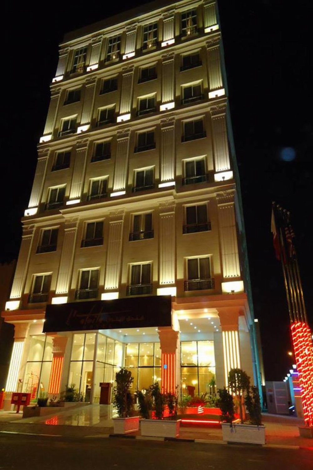 Strato Hotel by Warwick Image 6
